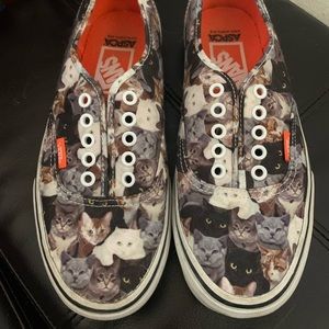 Vans Cat ASPCA shoes - Women’s 8